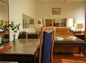 Hotel Panda Budapest 3*,